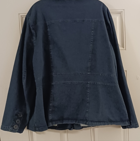 💜 Blue Jean Jacket. Women plus size with stretch. Size 22W-24W - Picture 8 of 8
